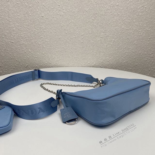 prada女包 普拉達2020新款nylon Hobo手拎包 時尚百搭 prada腋下包 1BH204 Prada單肩斜挎包  pyd2391